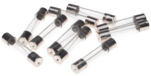 poistka pre skútre 15A, 6x30 mm (1ks)