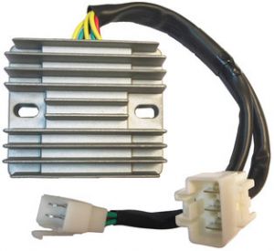 DZE regulátor napätia HONDA CBR 600 RR 03-06 (SH678-FA) (31600-MEE-872)